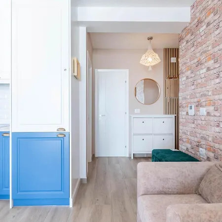 Blue Eye Apartman *