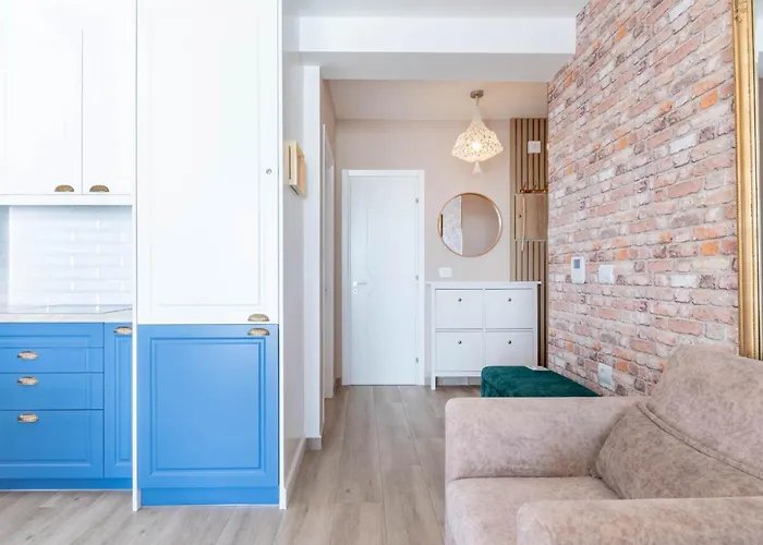 Blue Eye Apartment *